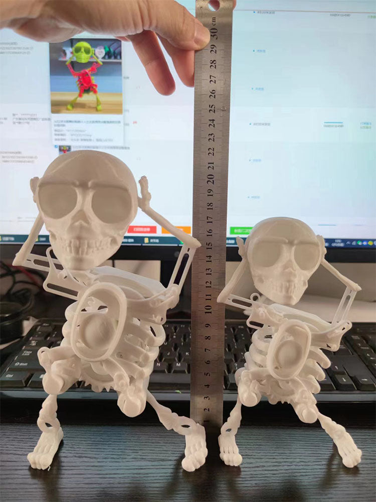 Elevate your decor and de-stress with our Mini Lucky Skull— a 3D printed toy, uniquely customized with a funny style, serving as both a finished product and a decompression tool.